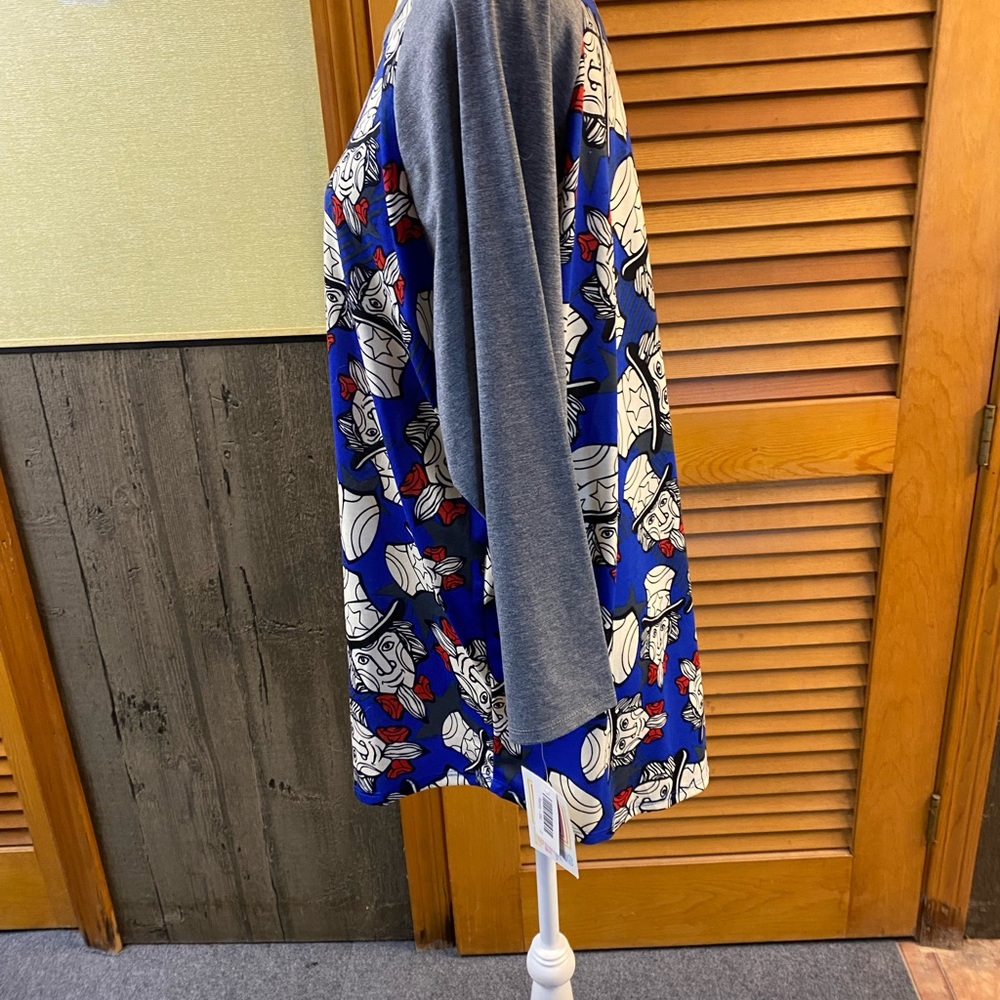 LulaRoe Randy top - Picture 5 of 10
